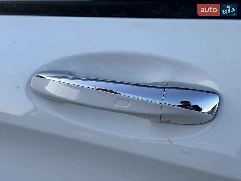 Внедорожник / Кроссовер Mercedes-Benz GLC-Class 2016 в Киеве фото 18 Внедорожник / Кроссовер Mercedes-Benz GLC-Class 2016 в Киеве