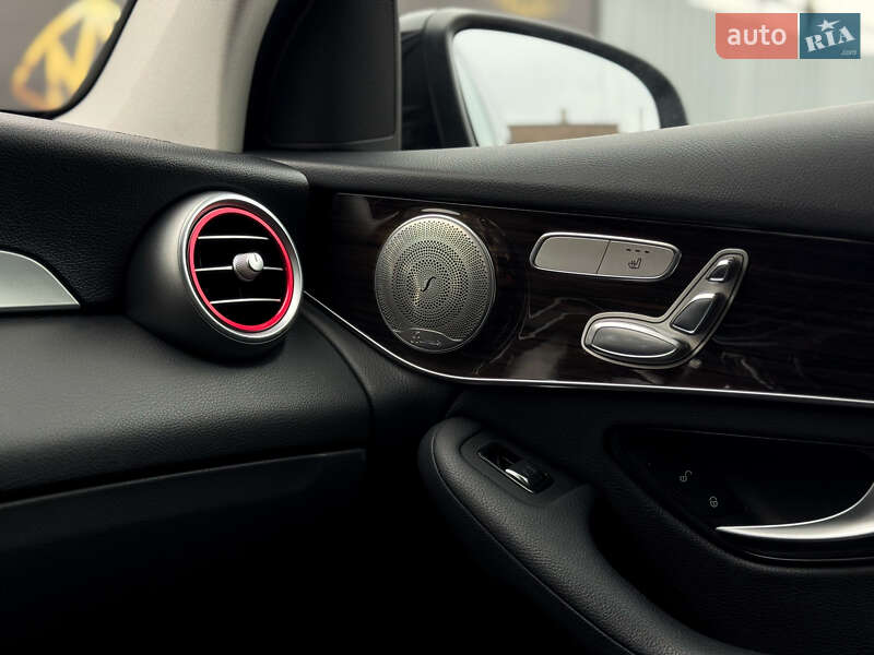 Внедорожник / Кроссовер Mercedes-Benz GLC-Class 2019 в Киеве фото 16 Внедорожник / Кроссовер Mercedes-Benz GLC-Class 2019 в Киеве