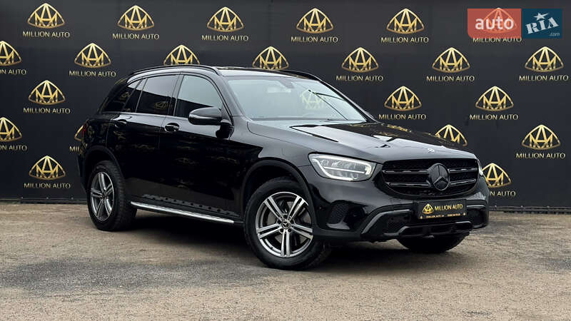 Mercedes-Benz GLC-Class 2019