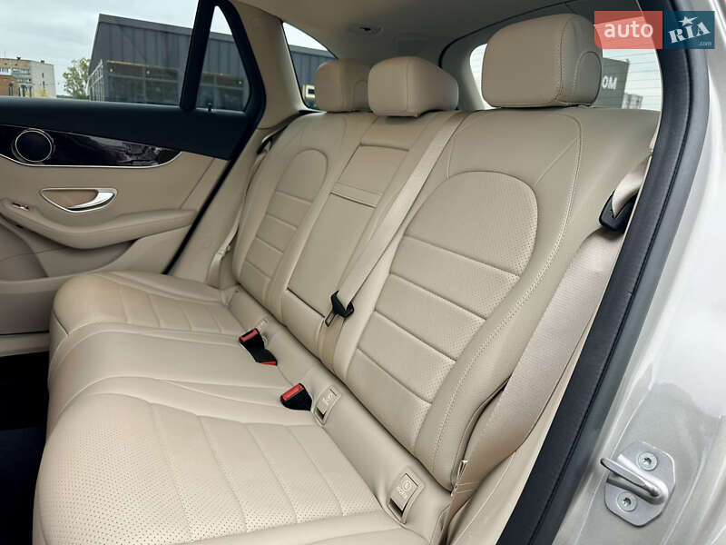 Позашляховик / Кросовер Mercedes-Benz GLC-Class 2020 в Києві