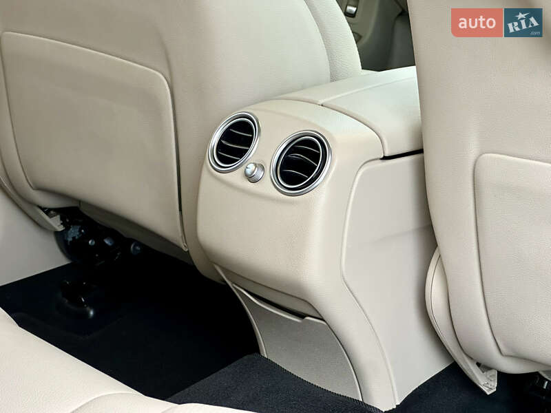 Позашляховик / Кросовер Mercedes-Benz GLC-Class 2020 в Києві