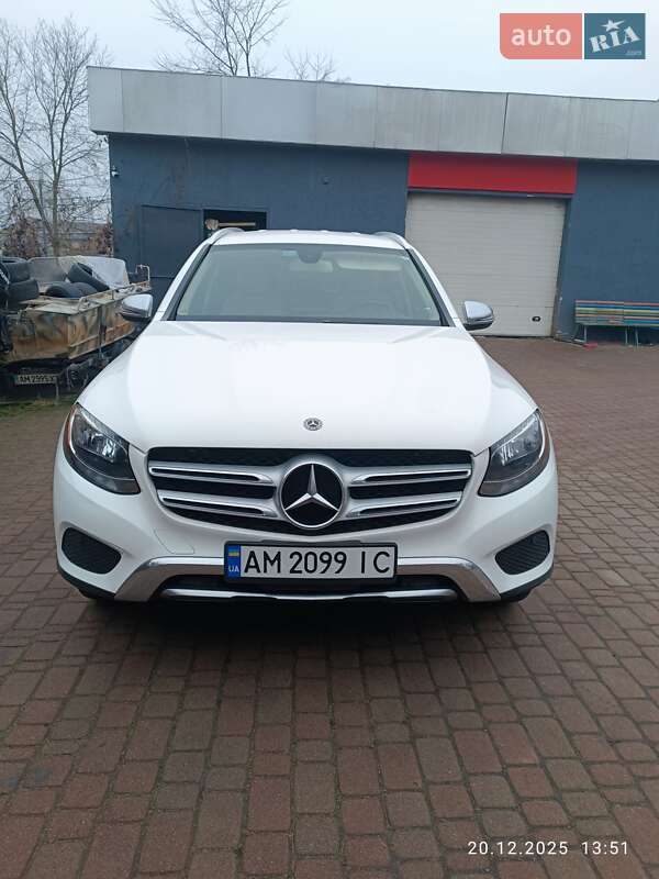 Mercedes-Benz GLC-Class 2019