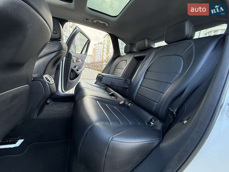 Внедорожник / Кроссовер Mercedes-Benz GLC-Class 2017 в Ивано-Франковске