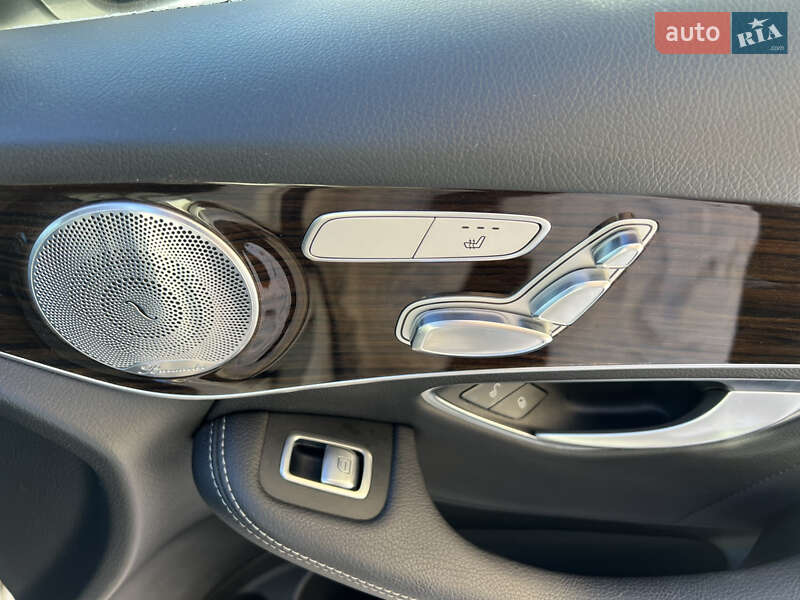 Позашляховик / Кросовер Mercedes-Benz GLC-Class 2017 в Києві фото 20 Позашляховик / Кросовер Mercedes-Benz GLC-Class 2017 в Києві