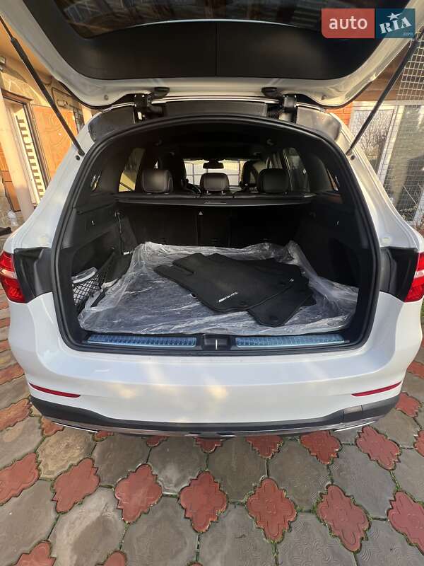 Позашляховик / Кросовер Mercedes-Benz GLC-Class 2019 в Ізмаїлі