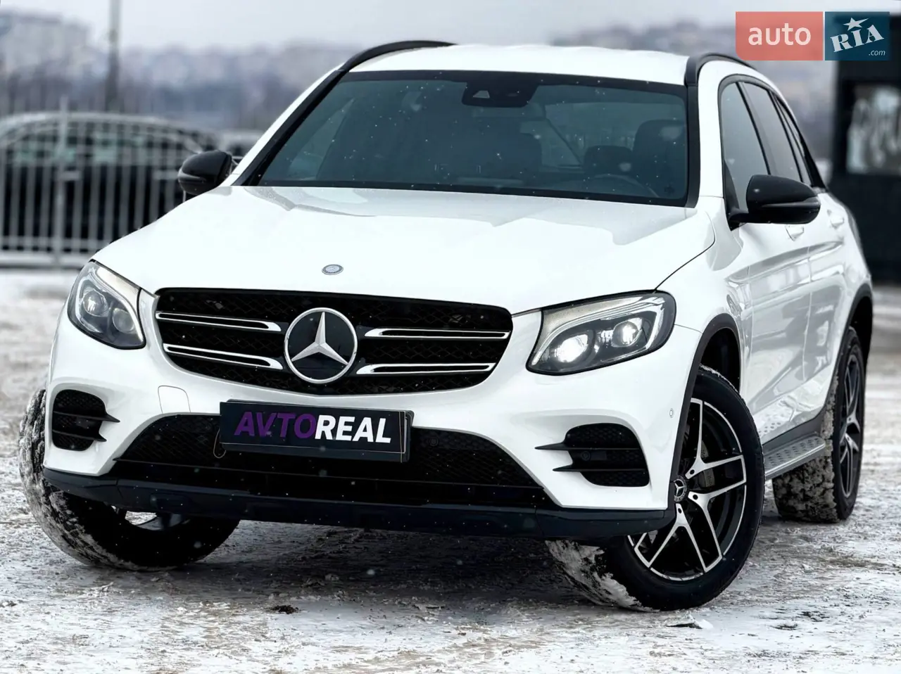 2018 Mercedes-Benz GLC - мініатюра 33