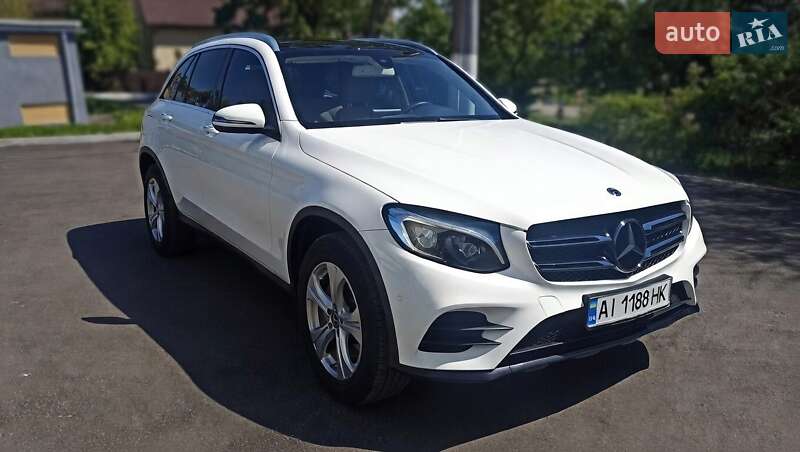 Mercedes-Benz GLC-Class 2017 Mercedes-Benz GLC-Class 2017