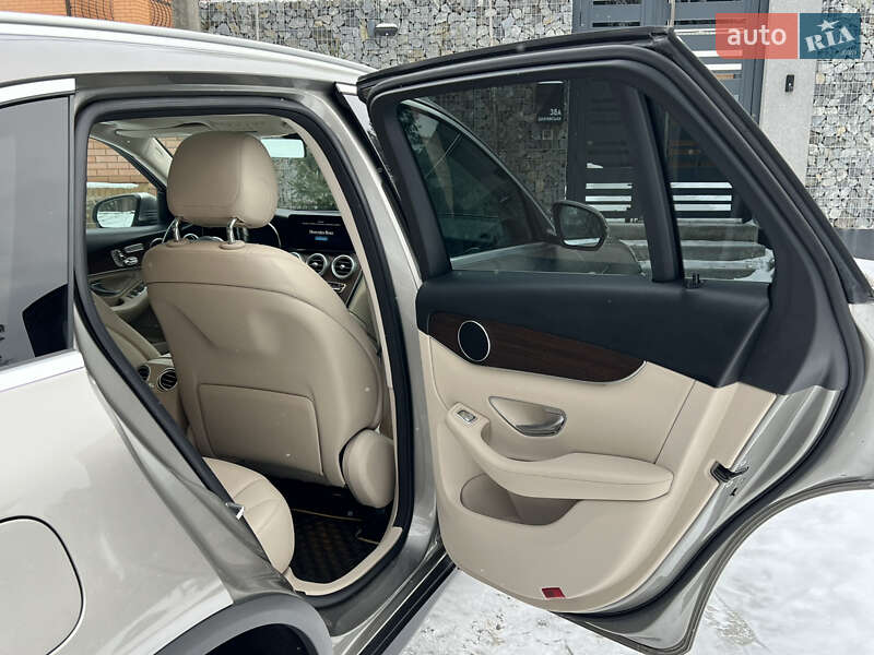 Позашляховик / Кросовер Mercedes-Benz GLC-Class 2020 в Черкасах