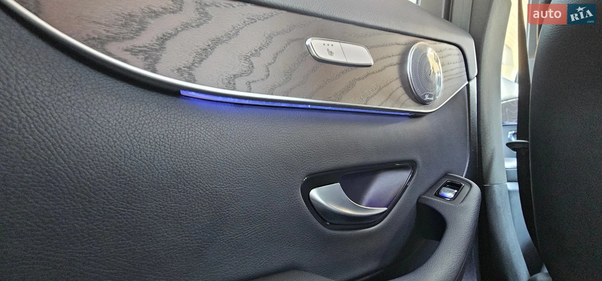 2020 Mercedes-Benz GLC - мініатюра 100