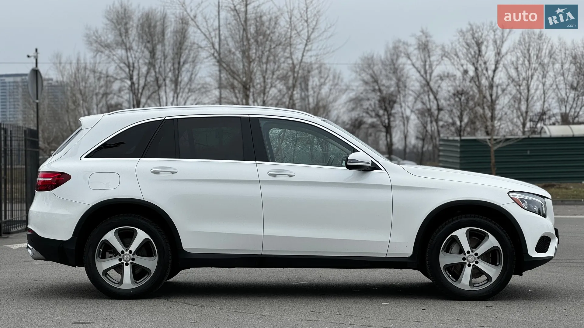 2016 Mercedes-Benz GLC - мініатюра 3