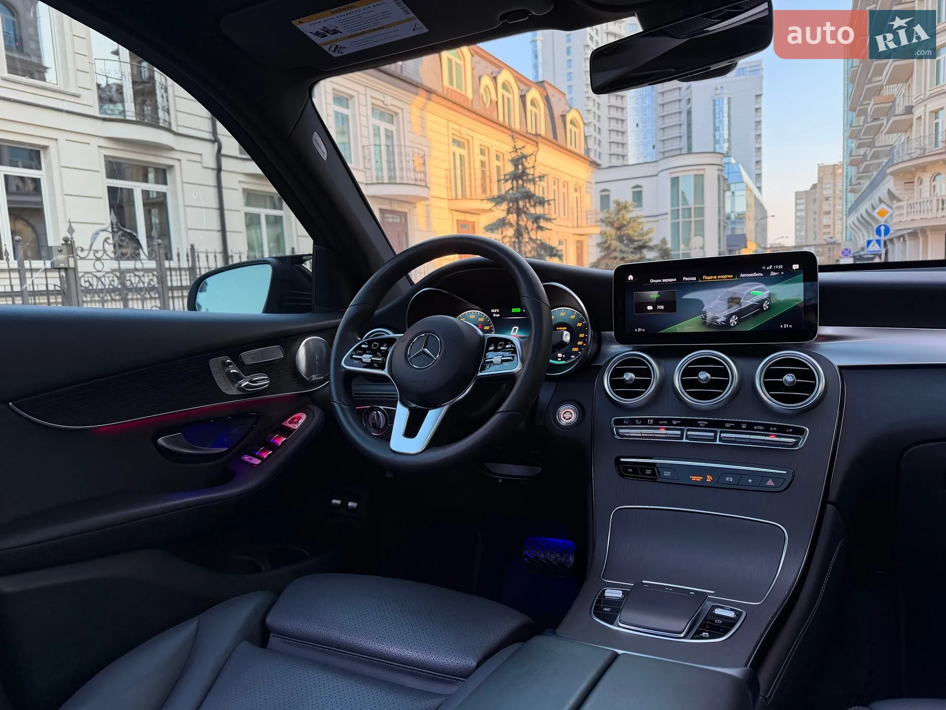 2020 Mercedes-Benz GLC - мініатюра 72