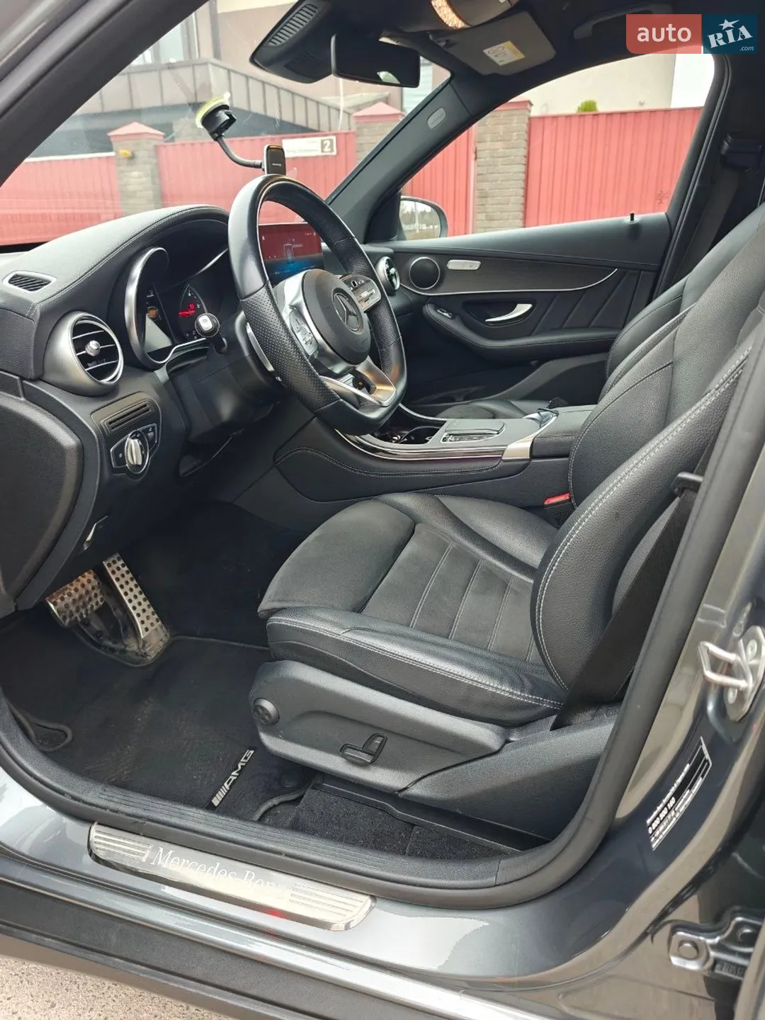 2019 Mercedes-Benz GLC - мініатюра 35