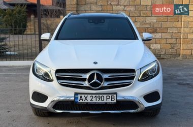 Внедорожник / Кроссовер Mercedes-Benz GLC-Class 2017 в Киеве