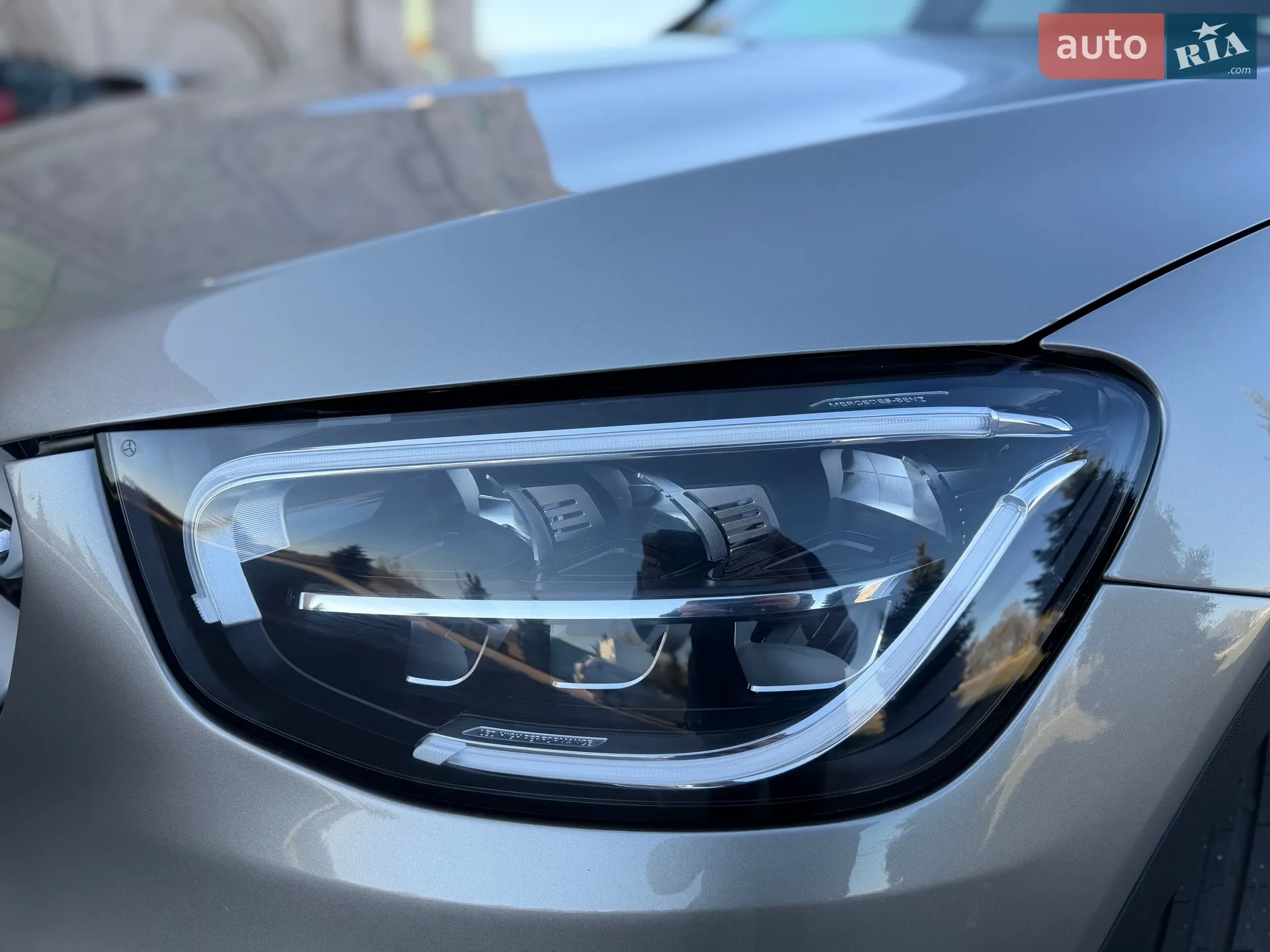 2020 Mercedes-Benz GLC - мініатюра 47