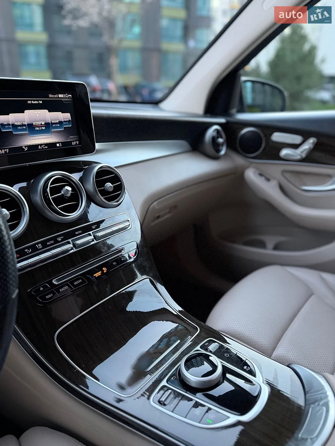 2018 Mercedes-Benz GLC - мініатюра 11