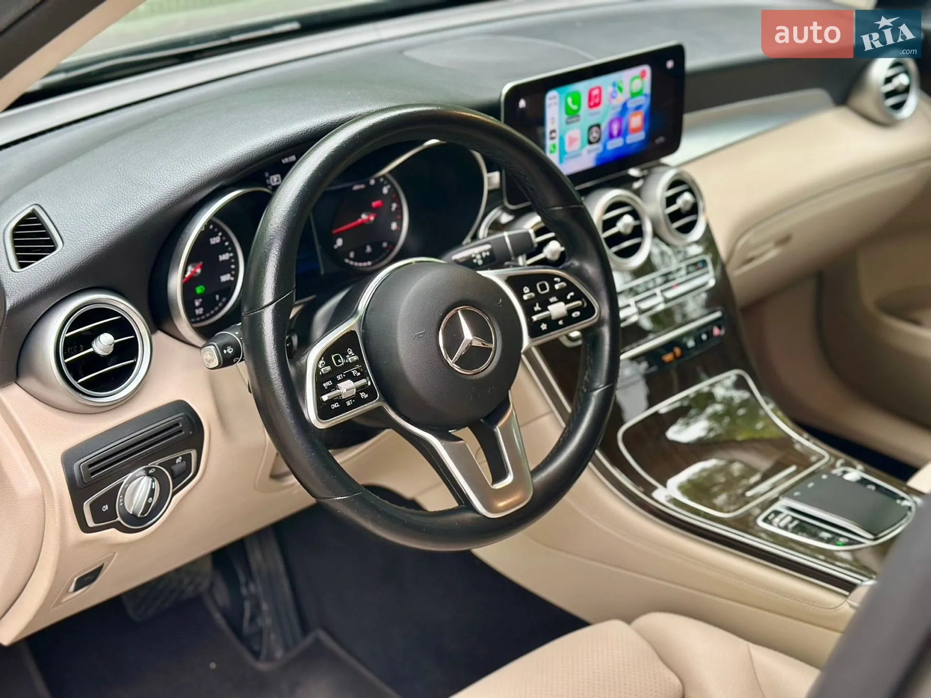 2020 Mercedes-Benz GLC - мініатюра 23