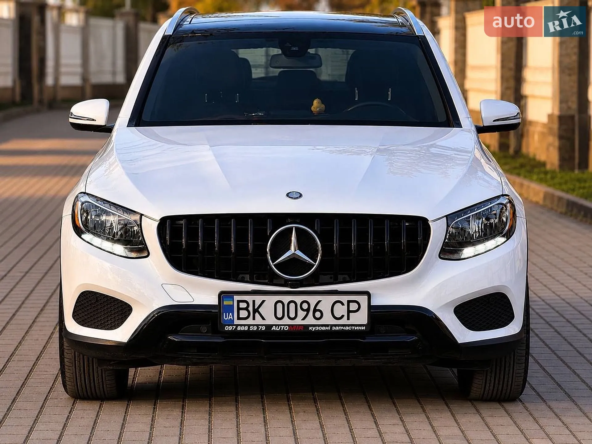 2016 Mercedes-Benz GLC - мініатюра 4