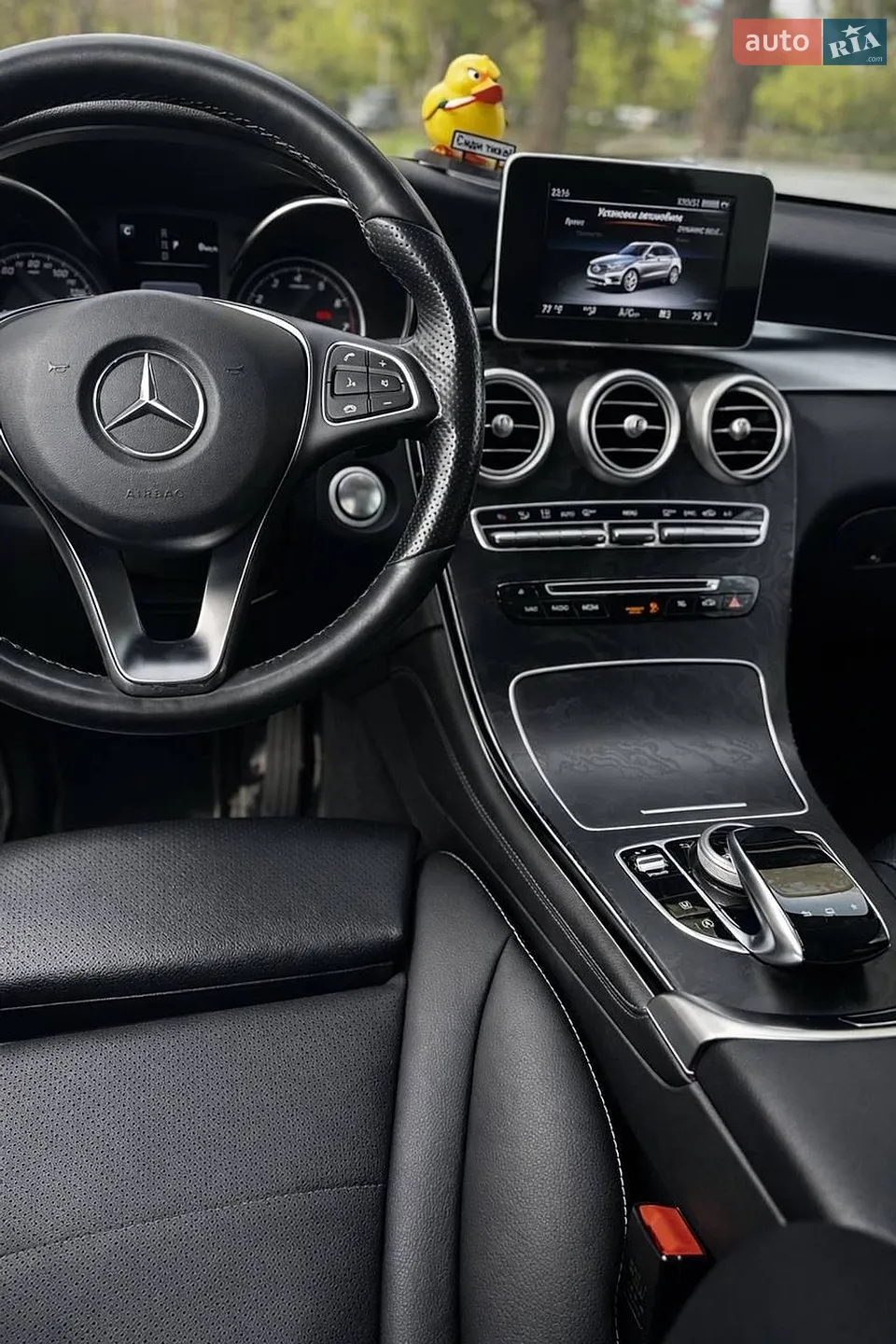 2016 Mercedes-Benz GLC - мініатюра 21