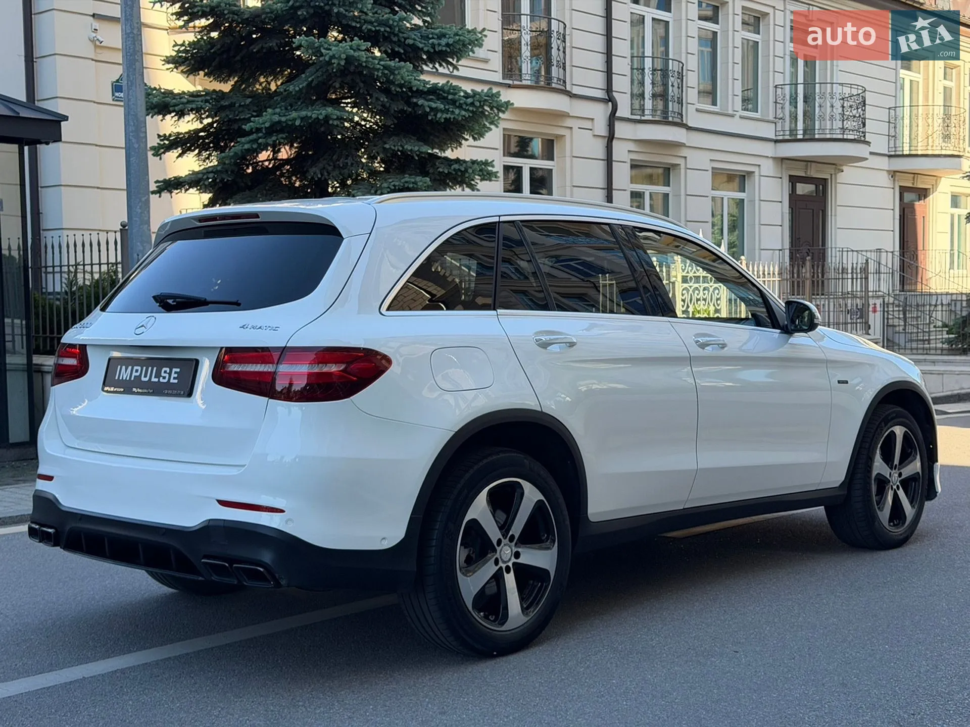 2016 Mercedes-Benz GLC - мініатюра 13