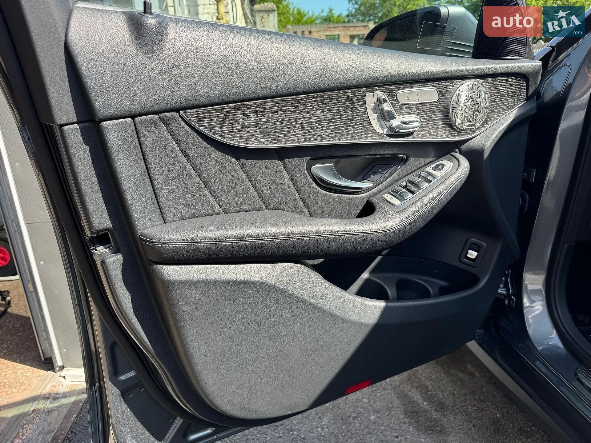 2021 Mercedes-Benz GLC - мініатюра 99