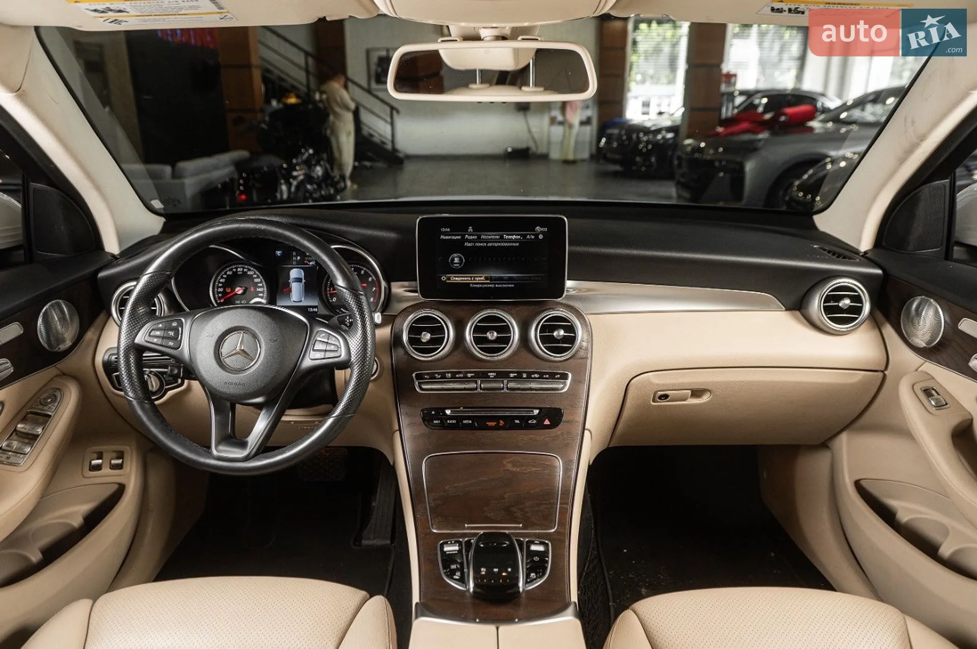 2018 Mercedes-Benz GLC - мініатюра 28