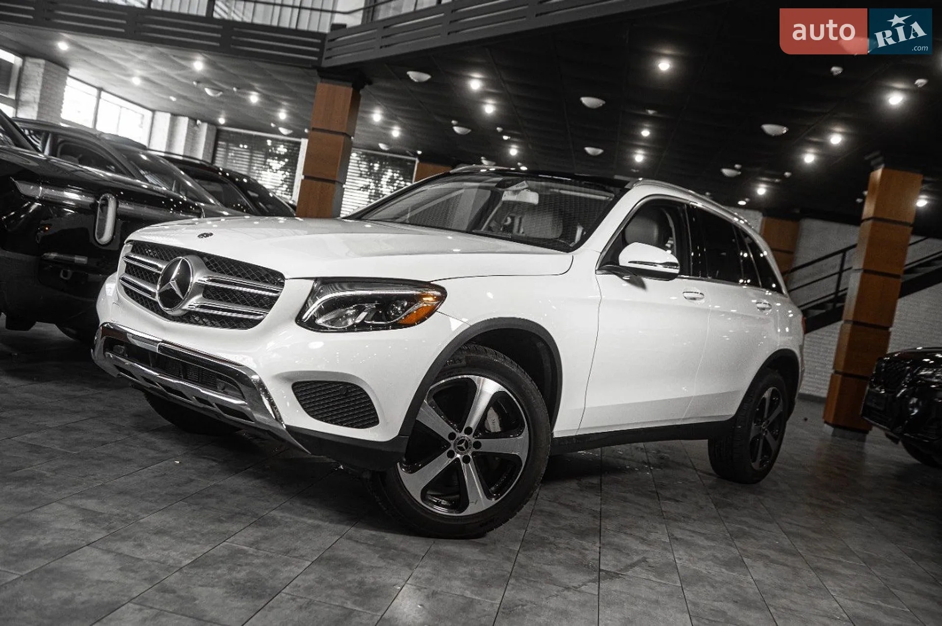 2018 Mercedes-Benz GLC - мініатюра 47