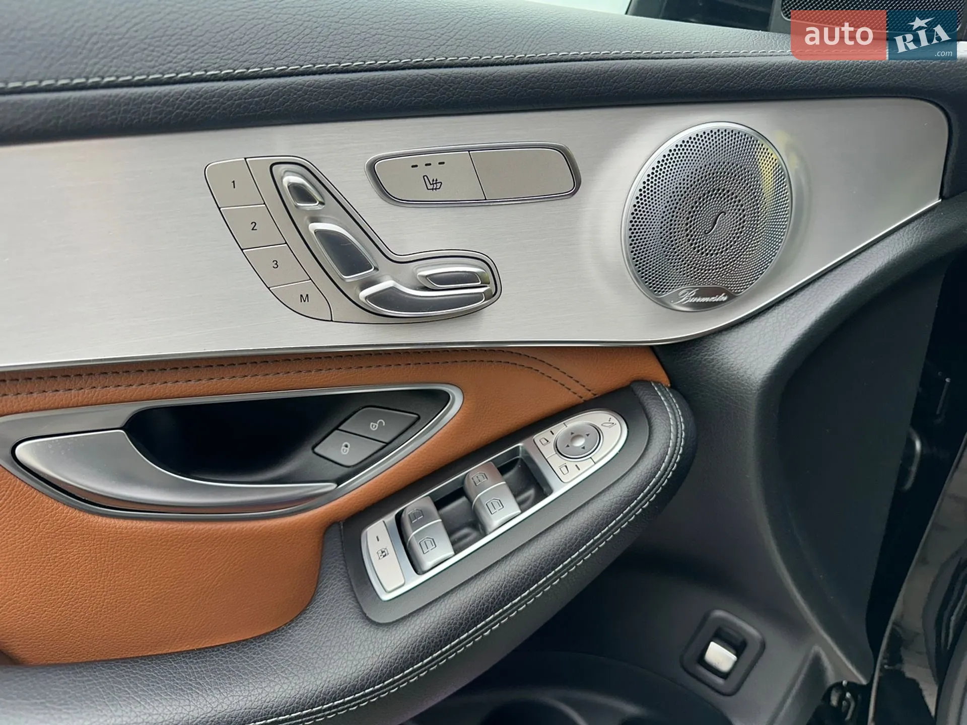 2017 Mercedes-Benz GLC - мініатюра 31
