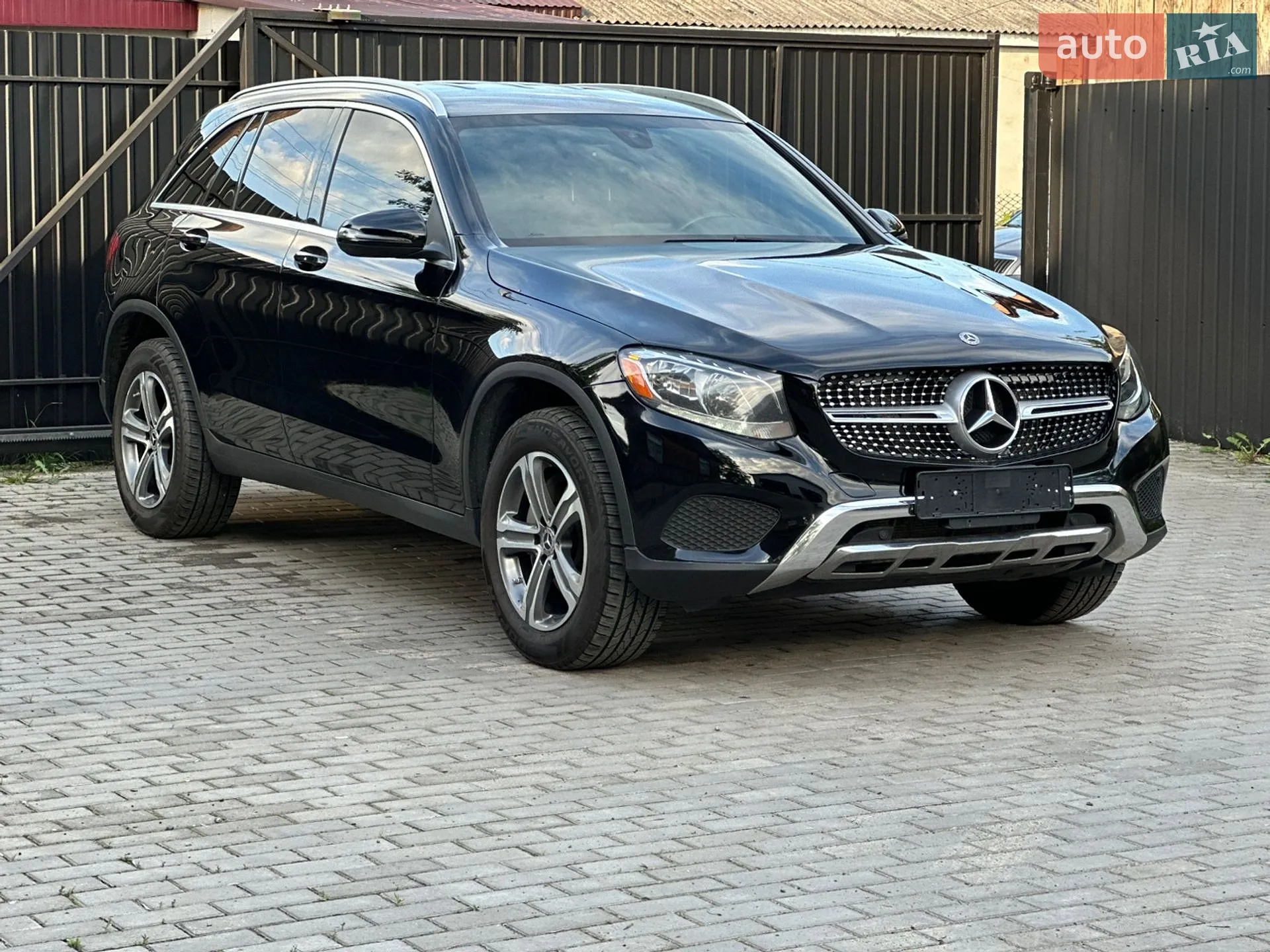 2019 Mercedes-Benz GLC - мініатюра 23