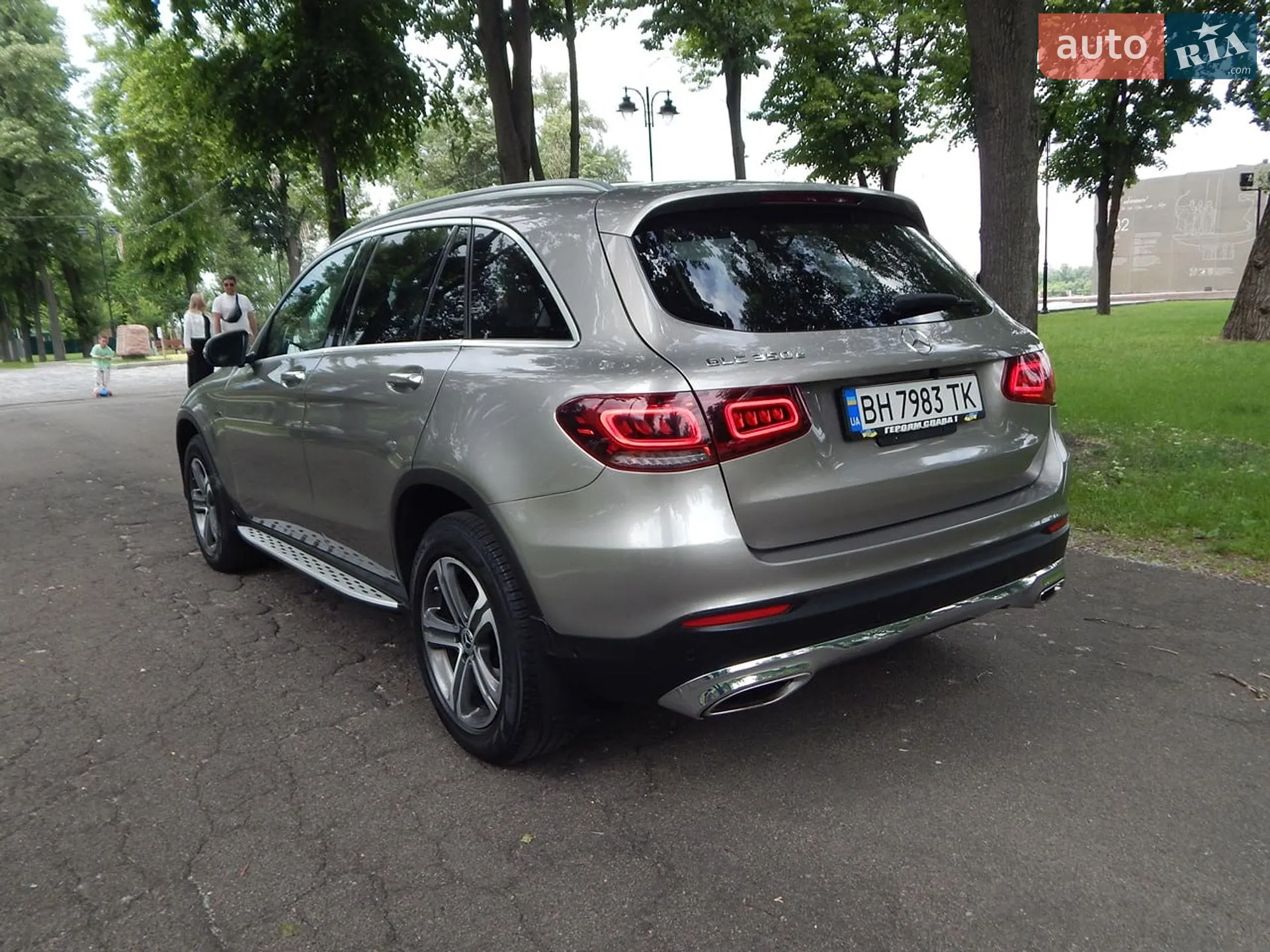 2019 Mercedes-Benz GLC - мініатюра 11