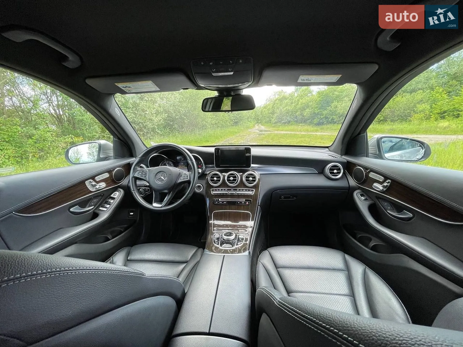2019 Mercedes-Benz GLC - мініатюра 24