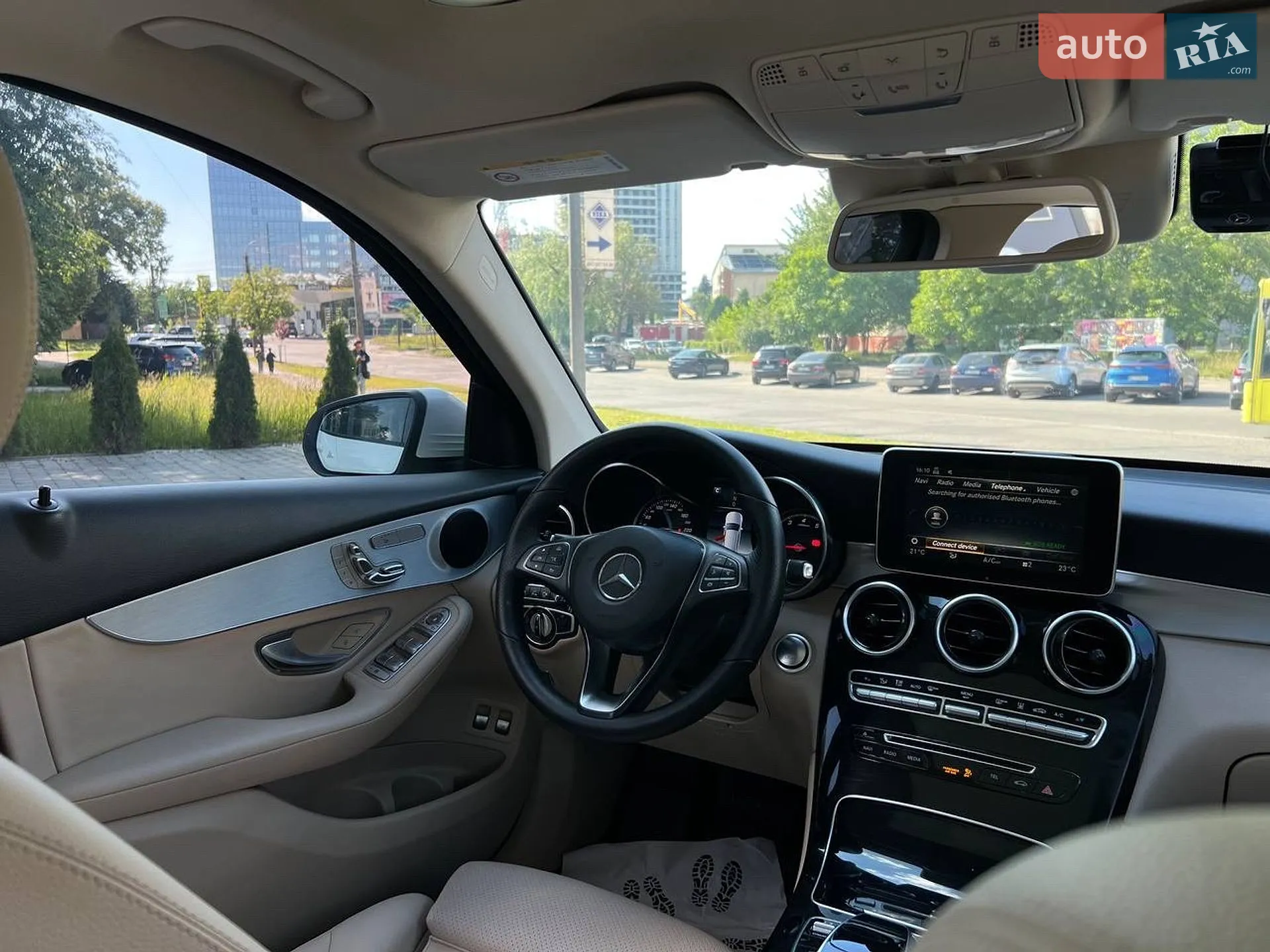 2018 Mercedes-Benz GLC - мініатюра 28
