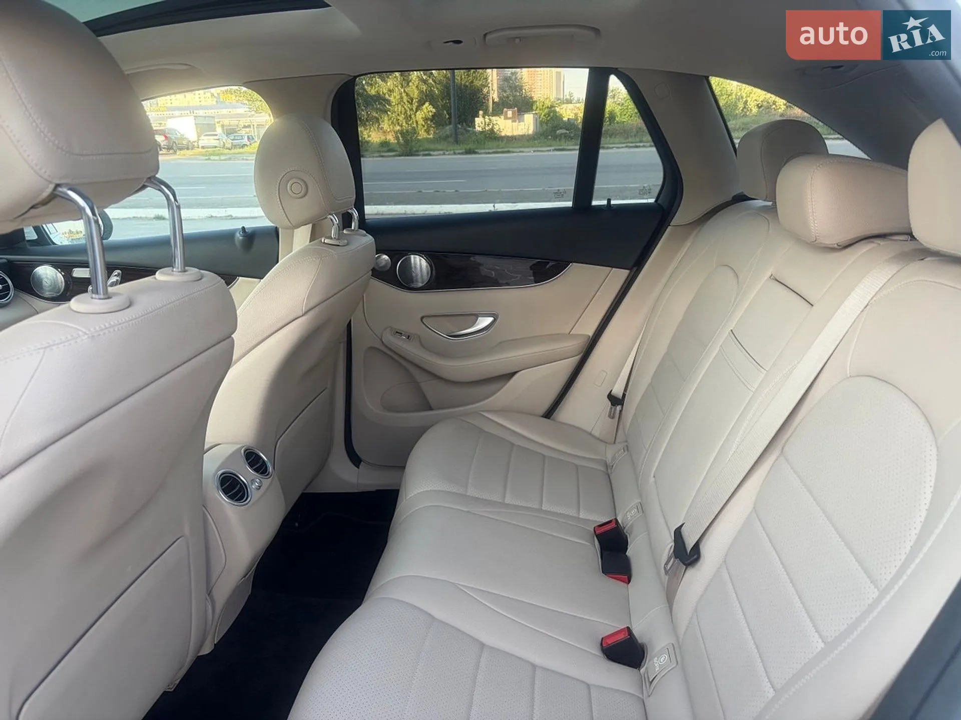 2019 Mercedes-Benz GLC - мініатюра 14