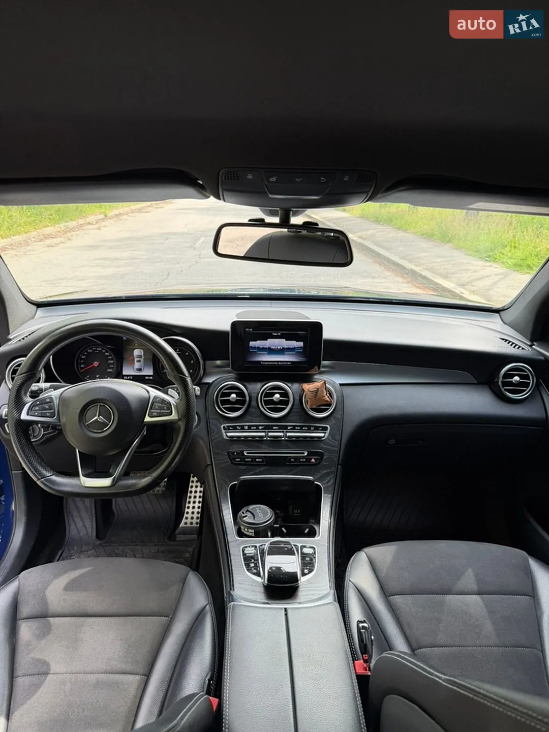 2017 Mercedes-Benz GLC - мініатюра 35