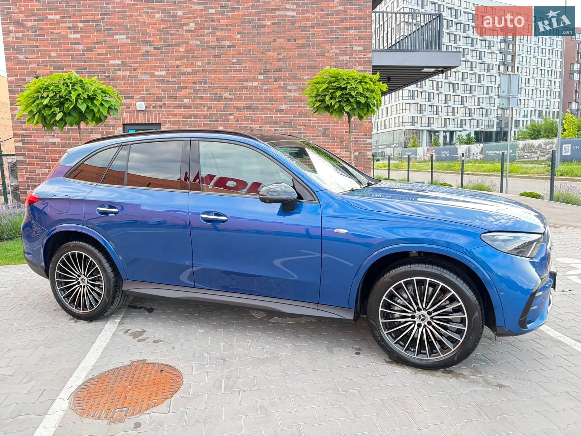 2025 Mercedes-Benz GLC - мініатюра 34