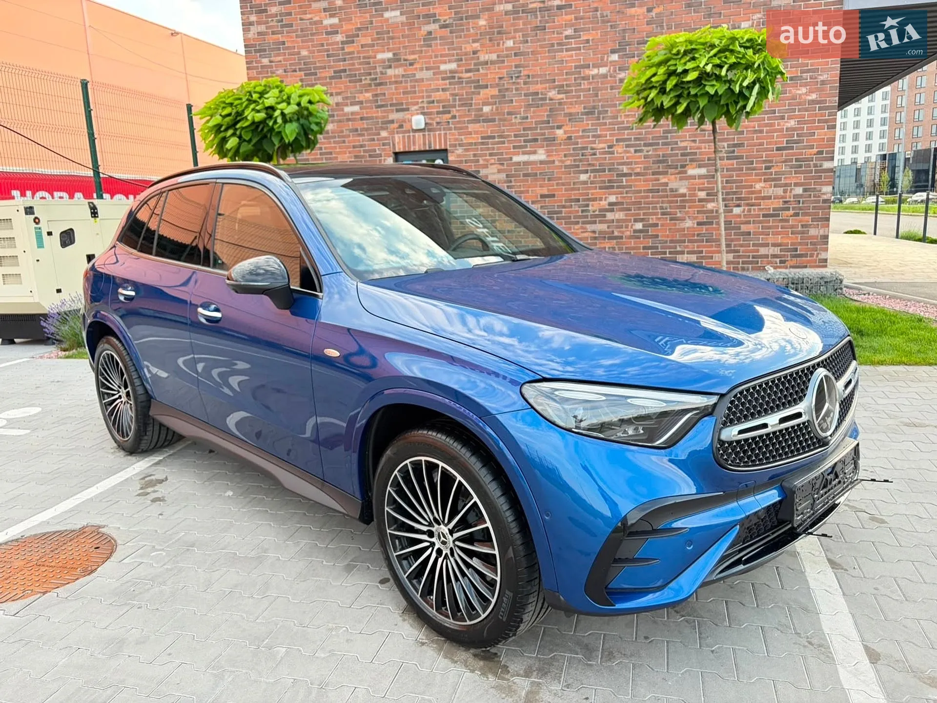 2025 Mercedes-Benz GLC - мініатюра 91