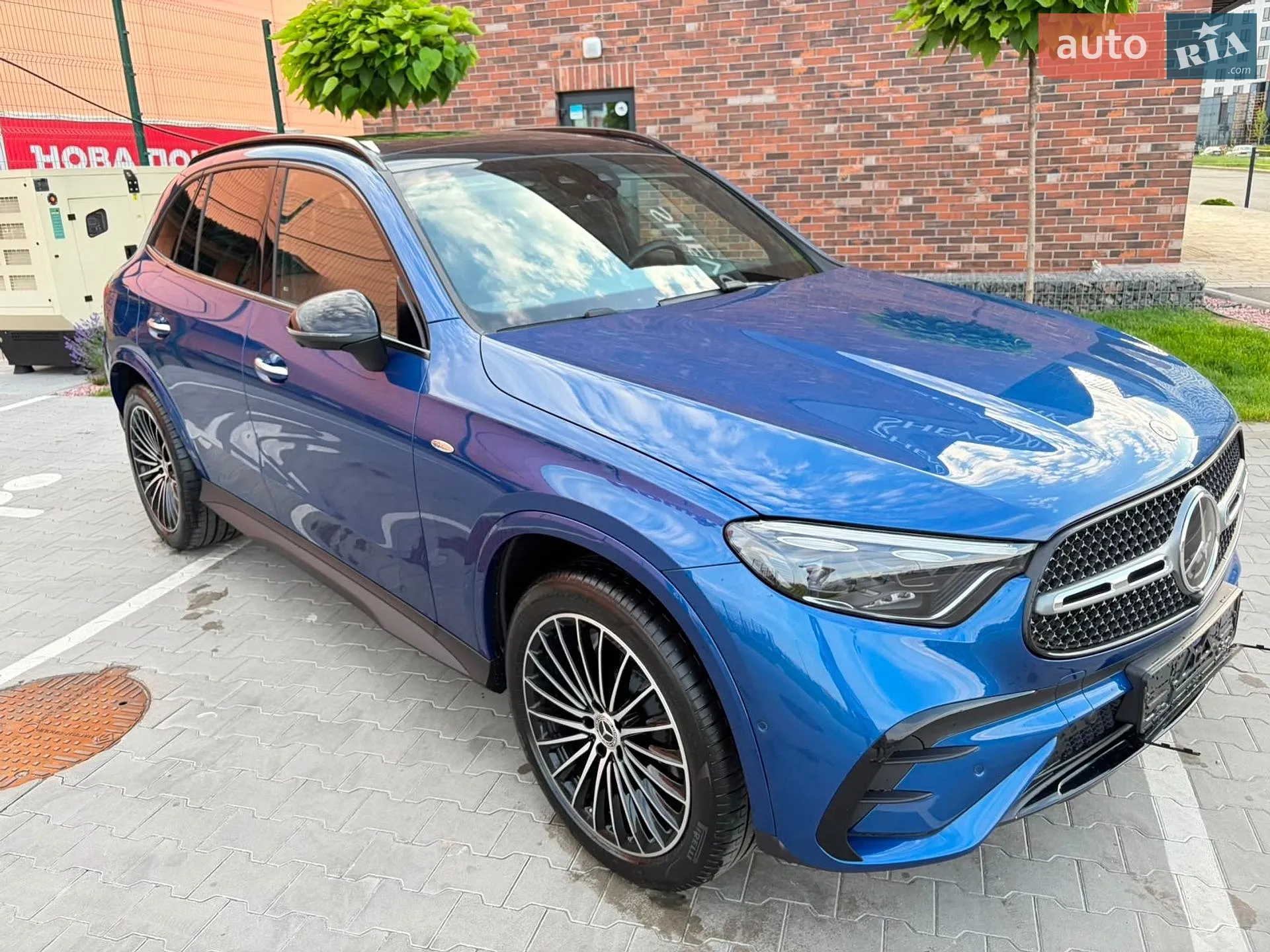 2025 Mercedes-Benz GLC - мініатюра 99