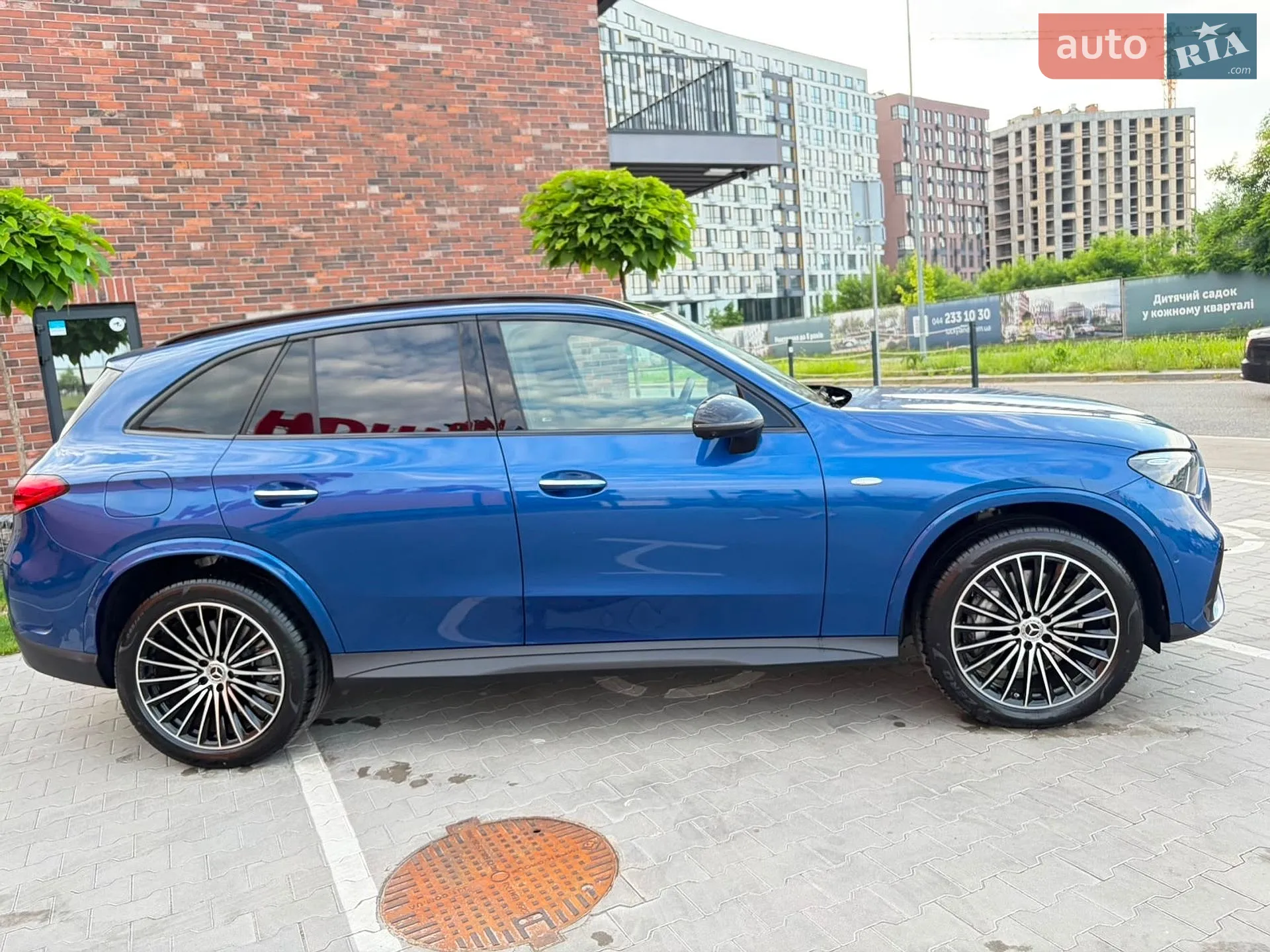 2025 Mercedes-Benz GLC - мініатюра 105