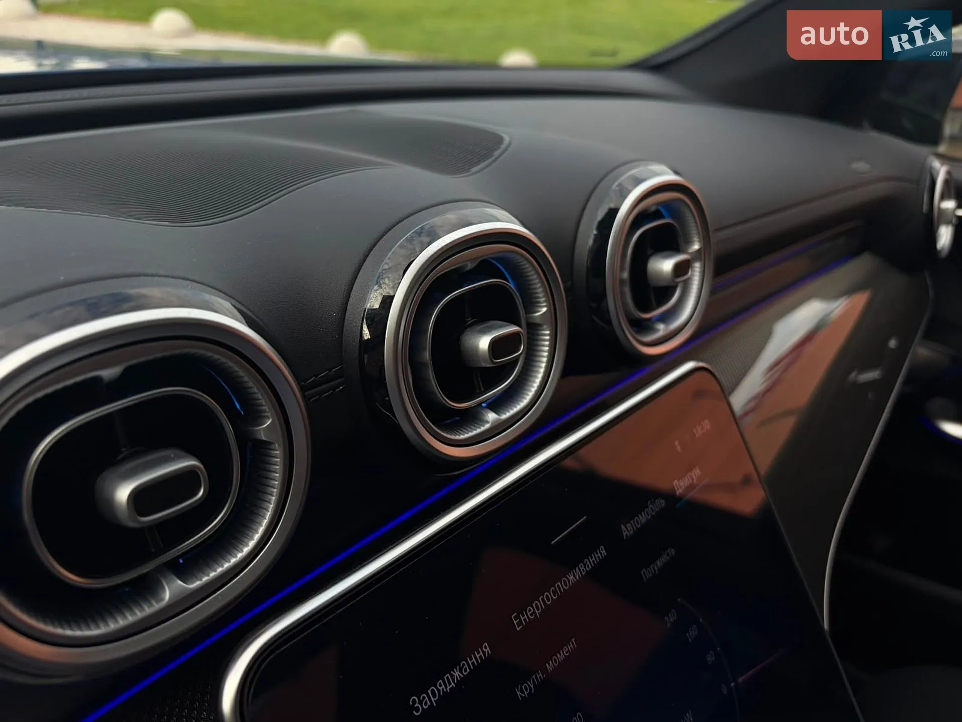 2025 Mercedes-Benz GLC - мініатюра 217
