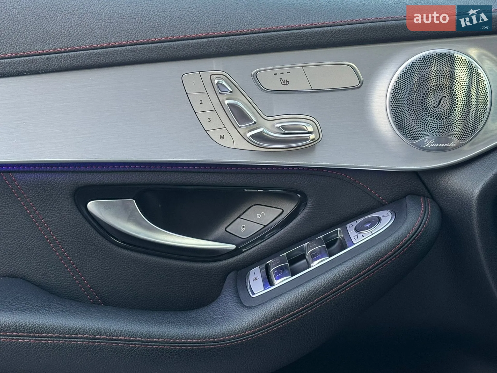 2019 Mercedes-Benz GLC - мініатюра 40