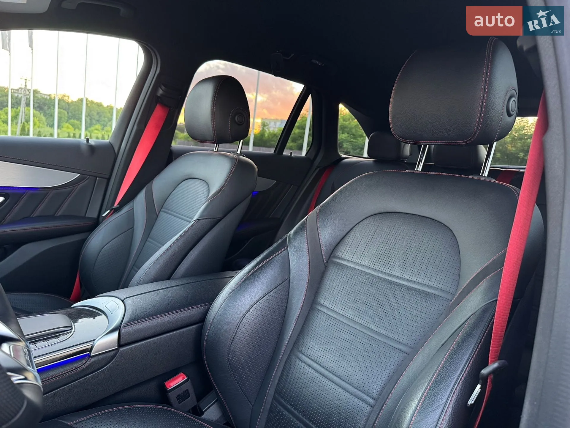 2019 Mercedes-Benz GLC - мініатюра 49