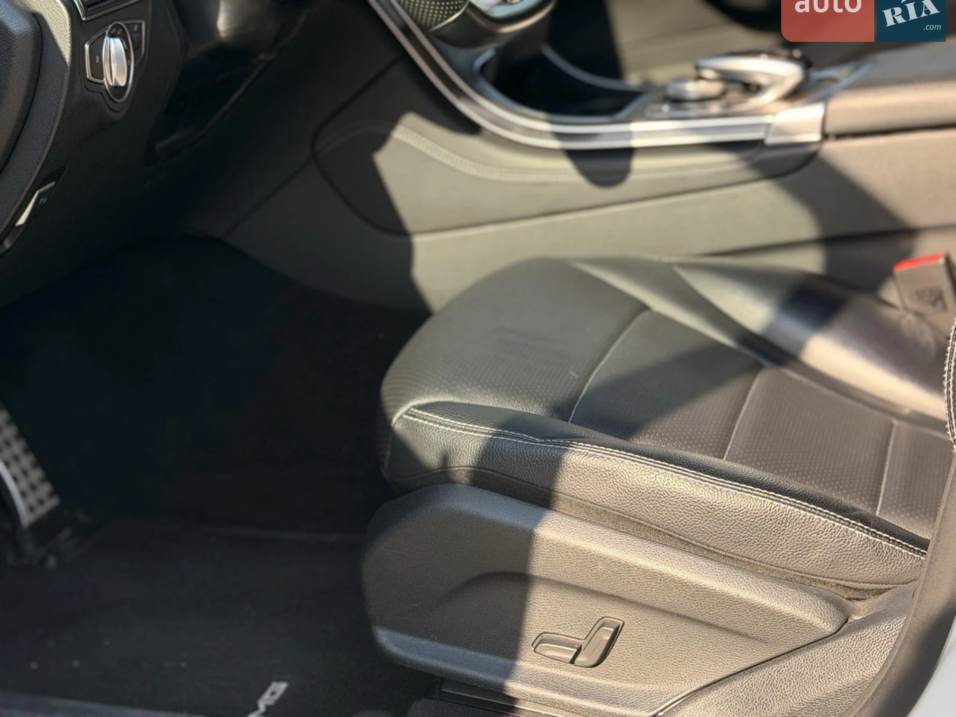 2017 Mercedes-Benz GLC - мініатюра 9