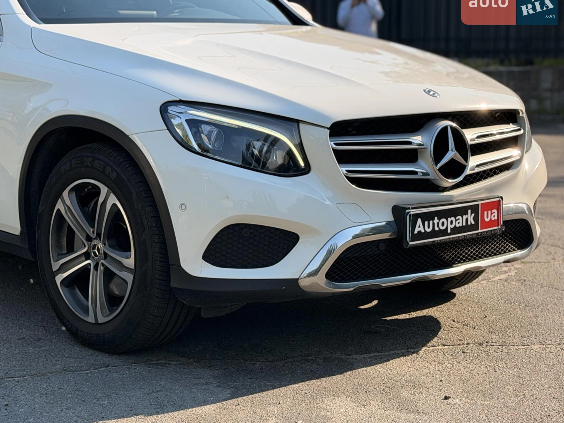 2017 Mercedes-Benz GLC - мініатюра 2