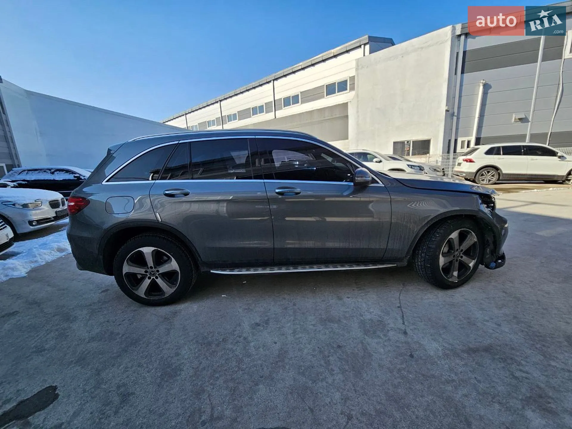 2017 Mercedes-Benz GLC - мініатюра 2