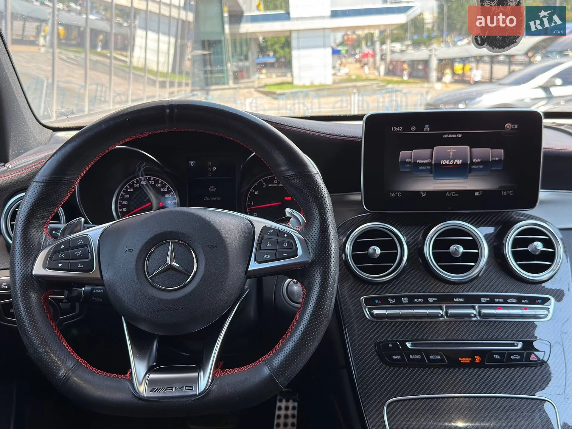 2019 Mercedes-Benz GLC - мініатюра 27