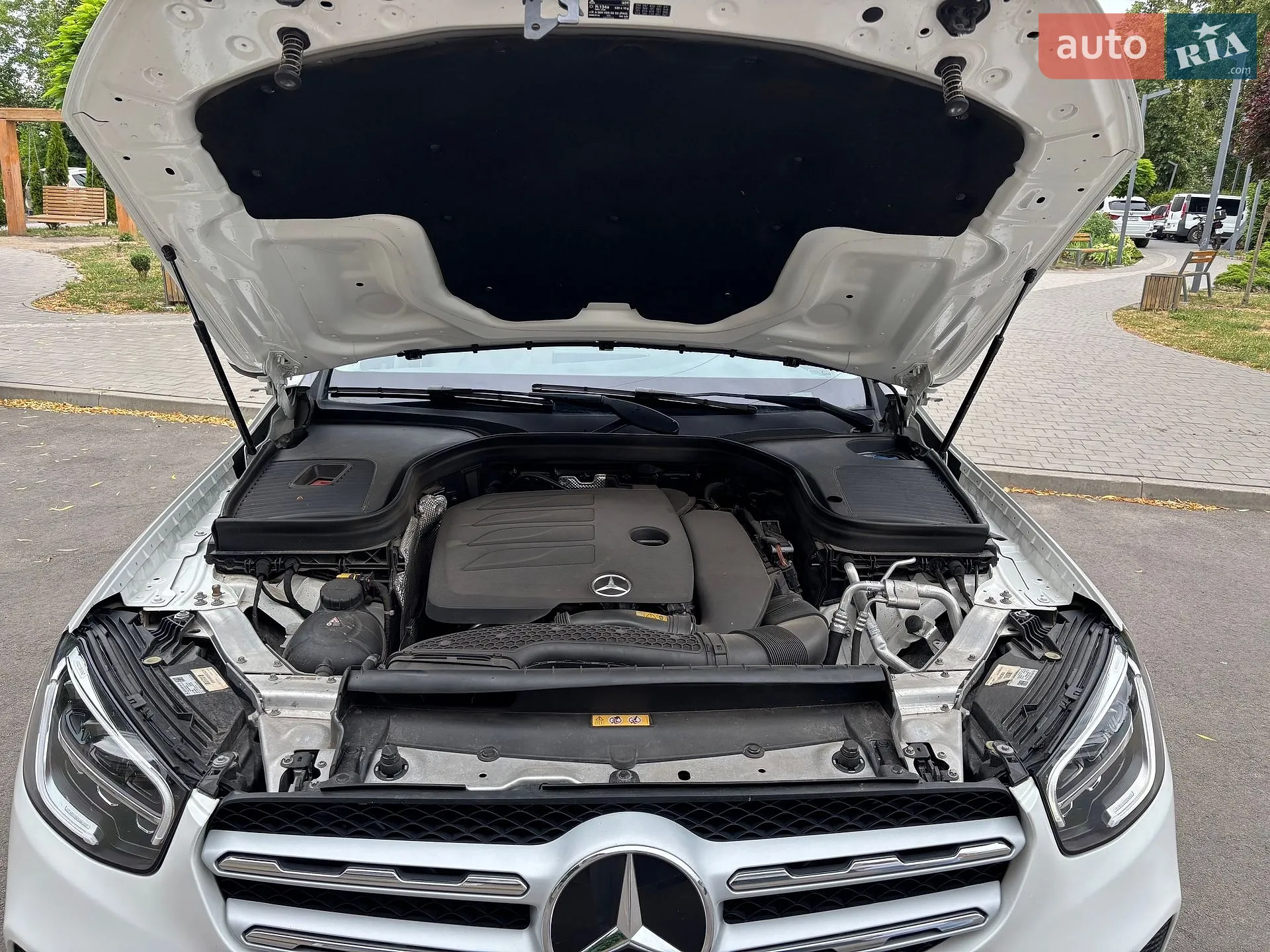 2022 Mercedes-Benz GLC - мініатюра 25