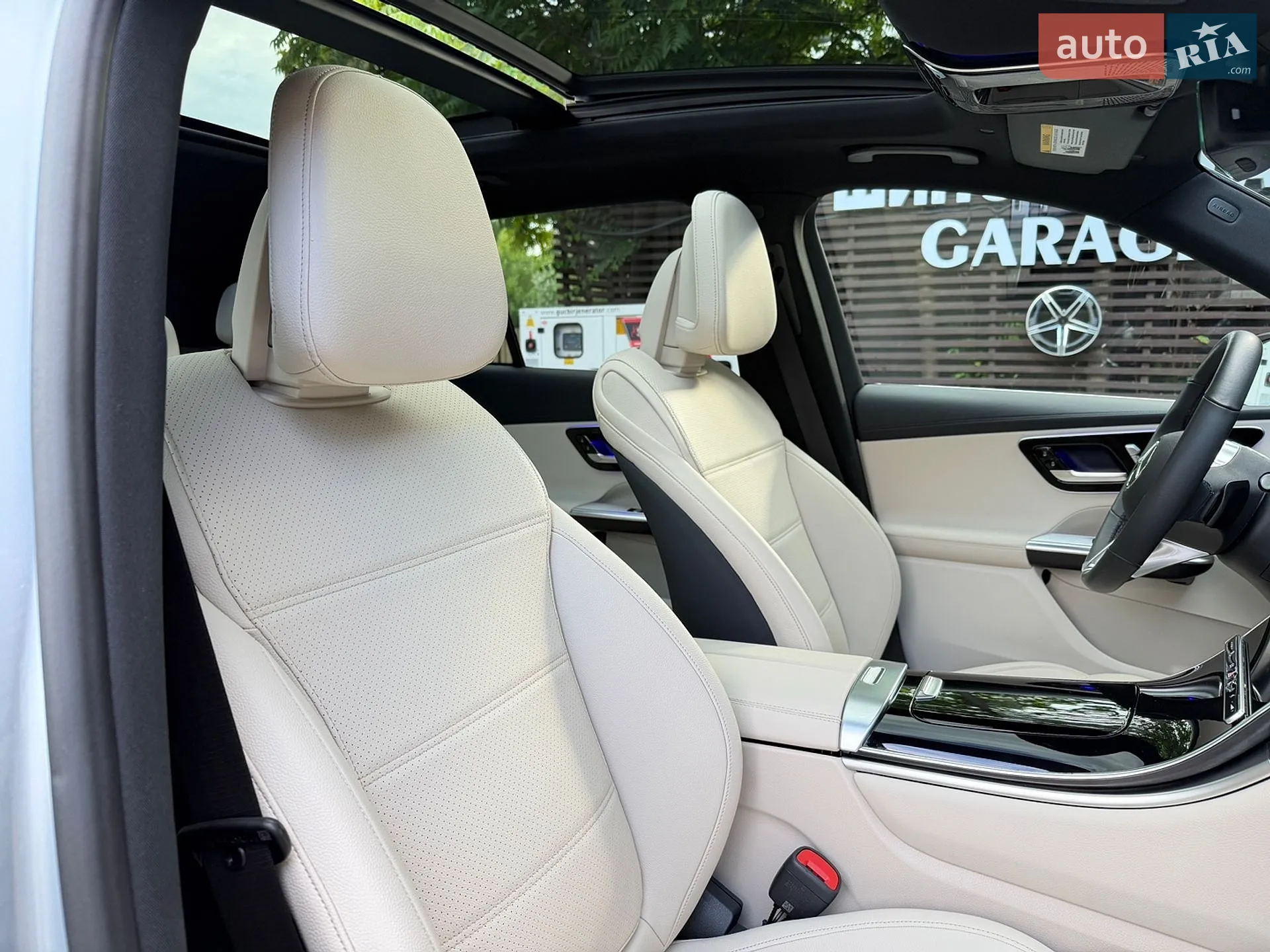 2024 Mercedes-Benz GLC - мініатюра 24