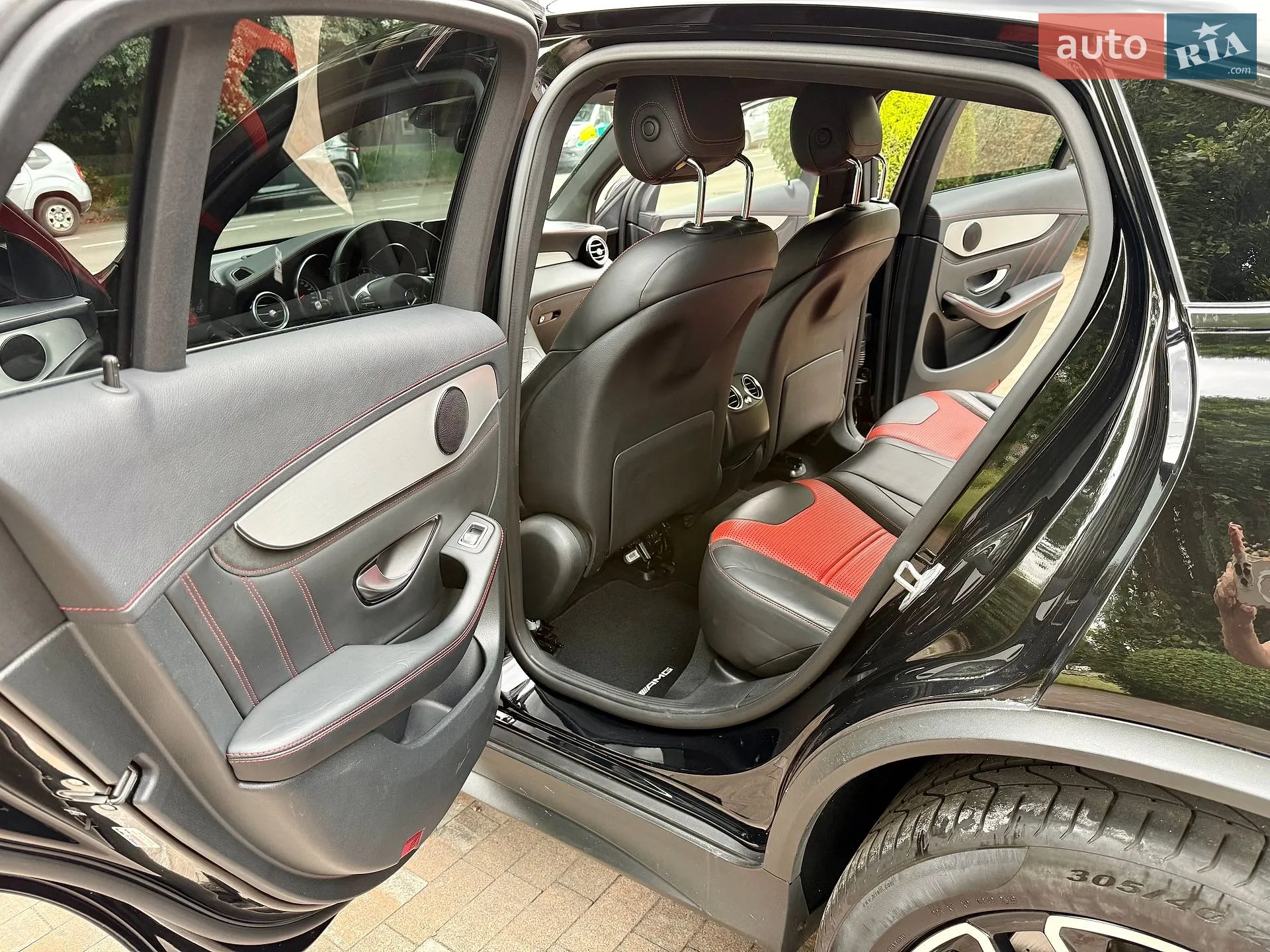 2018 Mercedes-Benz GLC - мініатюра 45