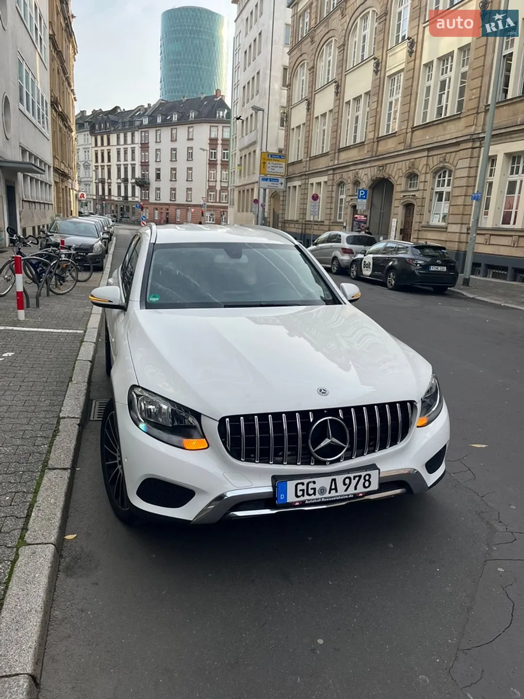 2017 Mercedes-Benz GLC - мініатюра 12