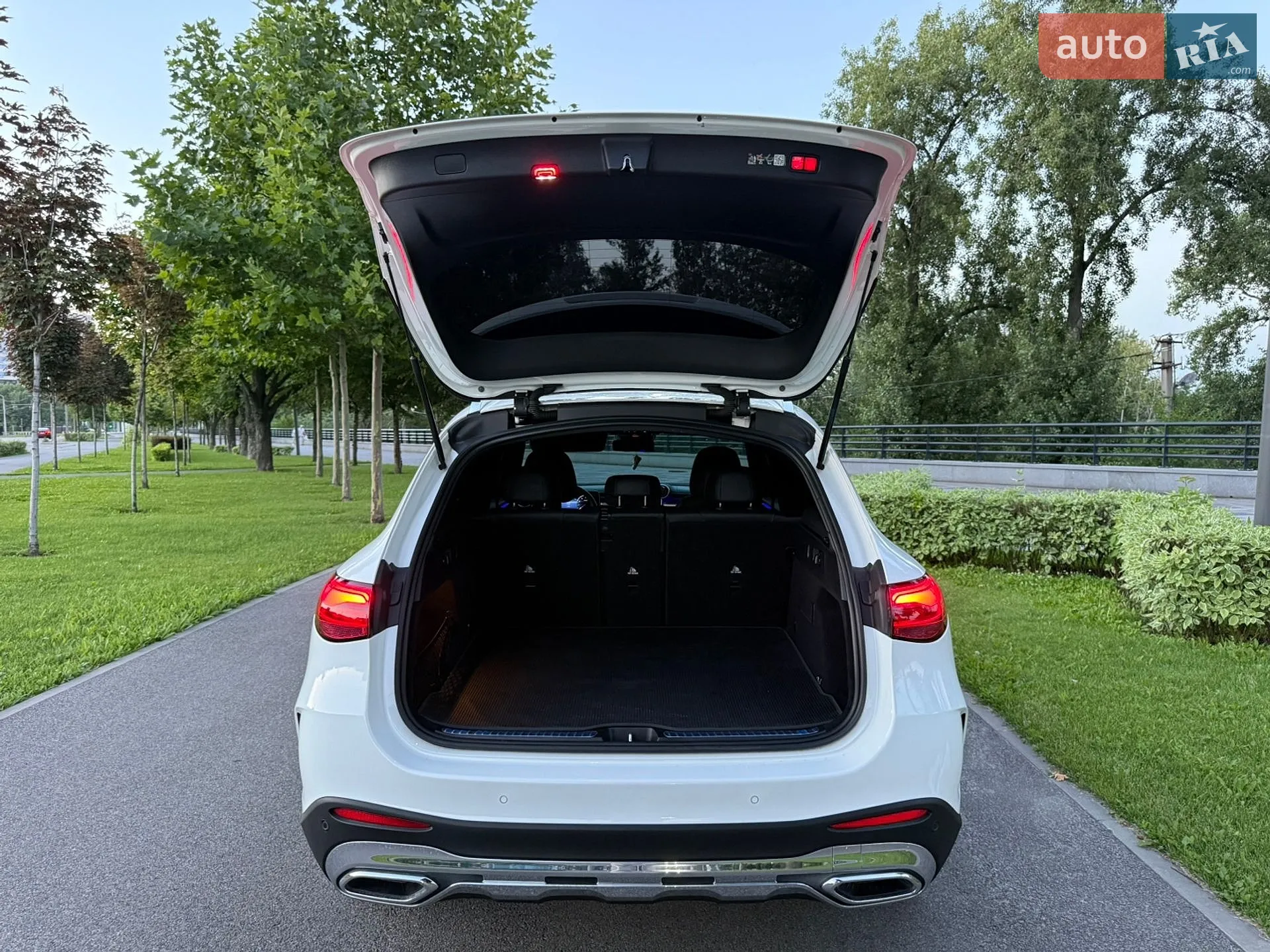 2023 Mercedes-Benz GLC - мініатюра 14