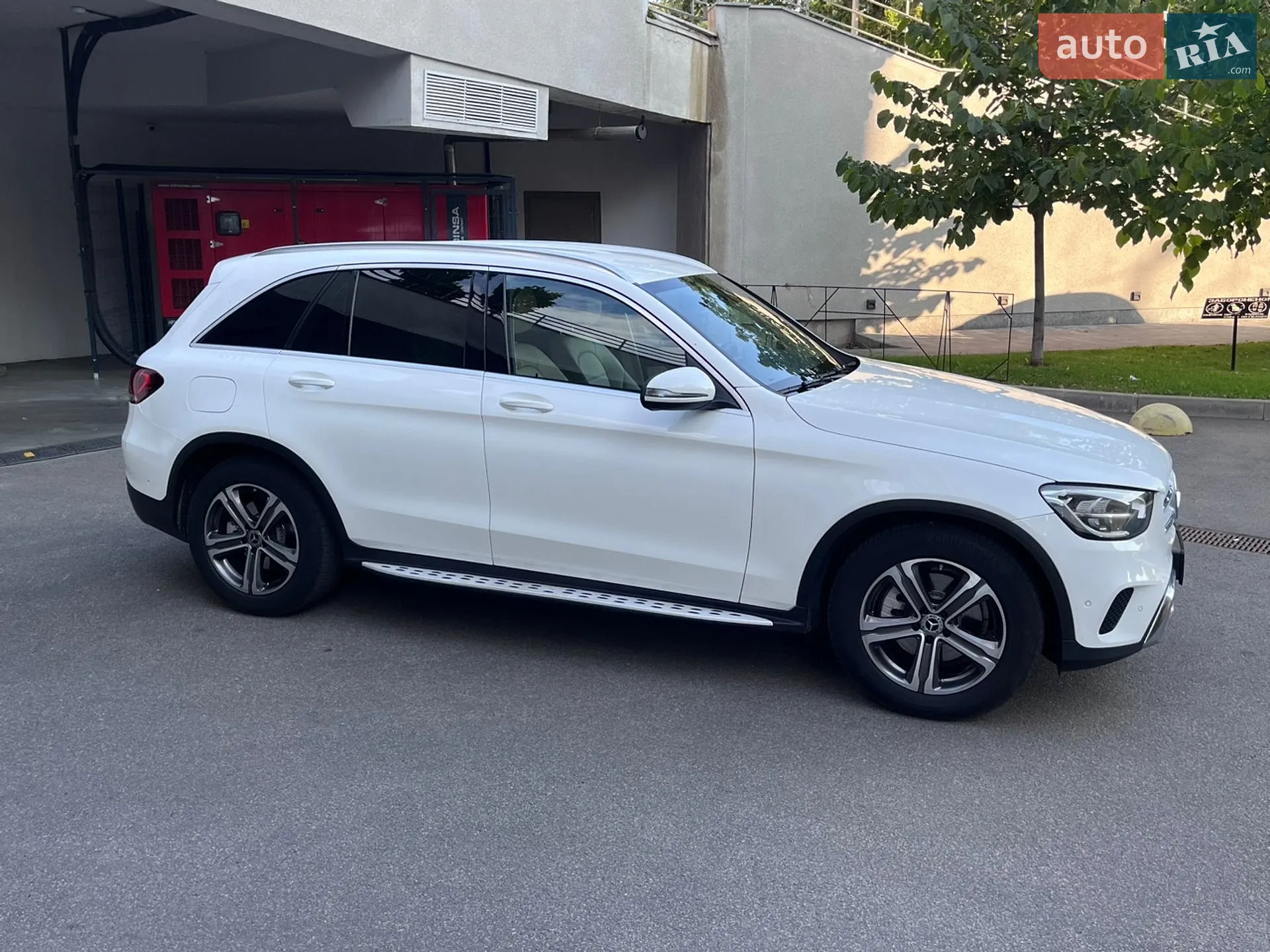 2021 Mercedes-Benz GLC - мініатюра 5